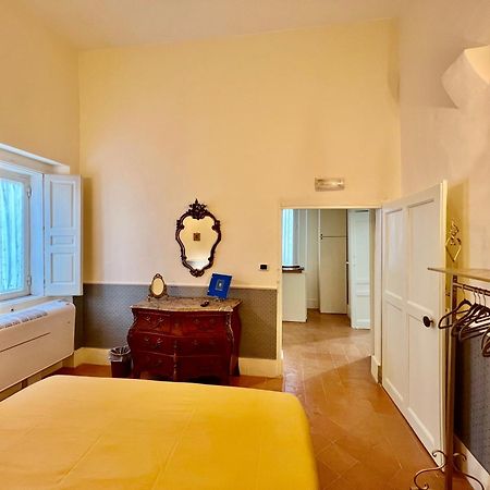 Casa Santangelo Suites Salerno Oda fotoğraf