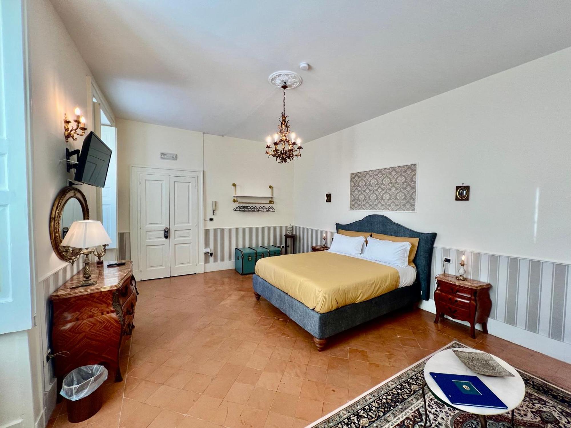 Casa Santangelo Suites Salerno Dış mekan fotoğraf