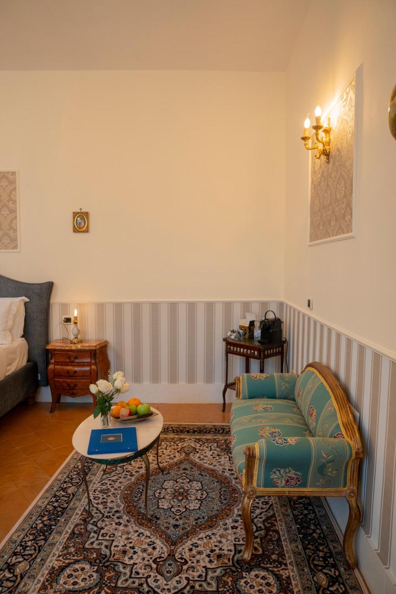 Casa Santangelo Suites Salerno Dış mekan fotoğraf