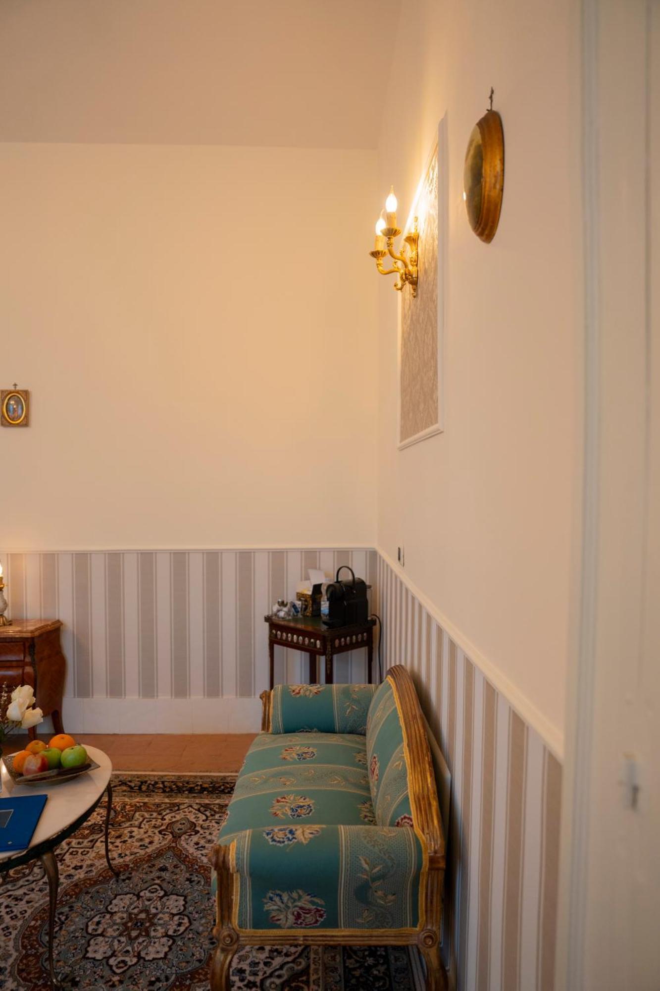 Casa Santangelo Suites Salerno Dış mekan fotoğraf