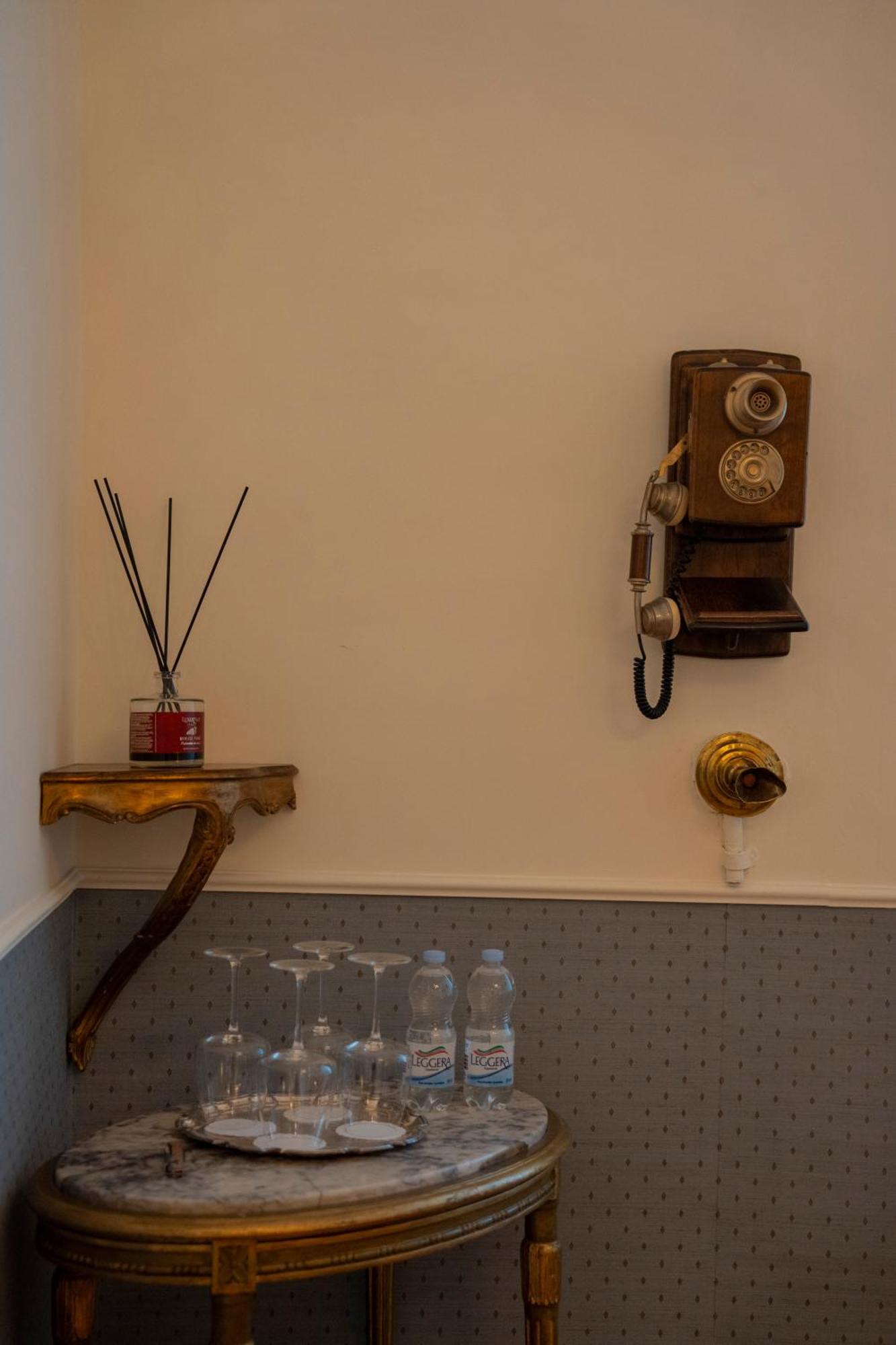 Casa Santangelo Suites Salerno Dış mekan fotoğraf